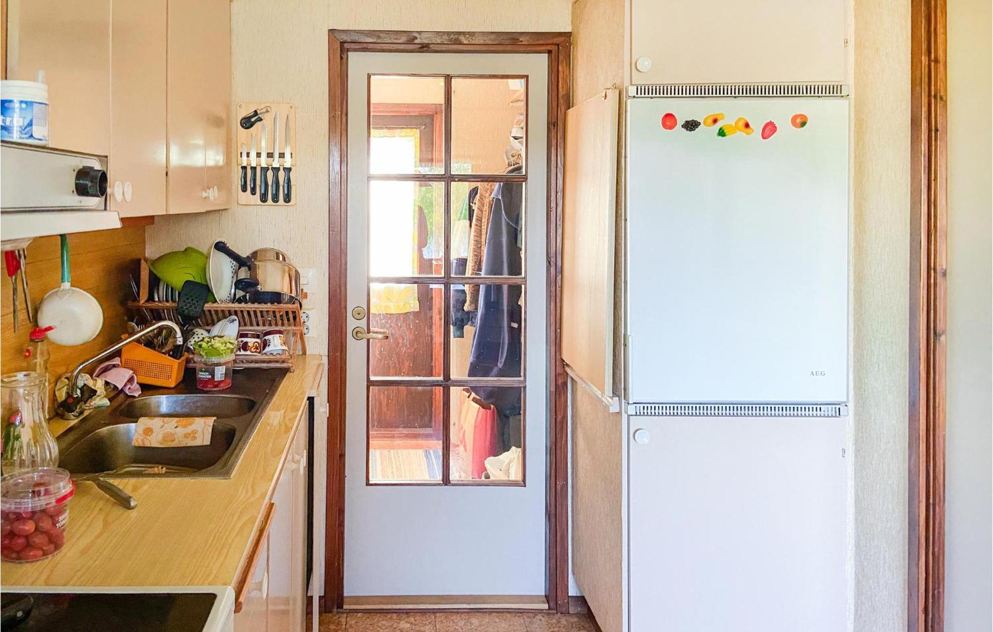 Awesome Home In Lenhovda With Wifi Luaran gambar